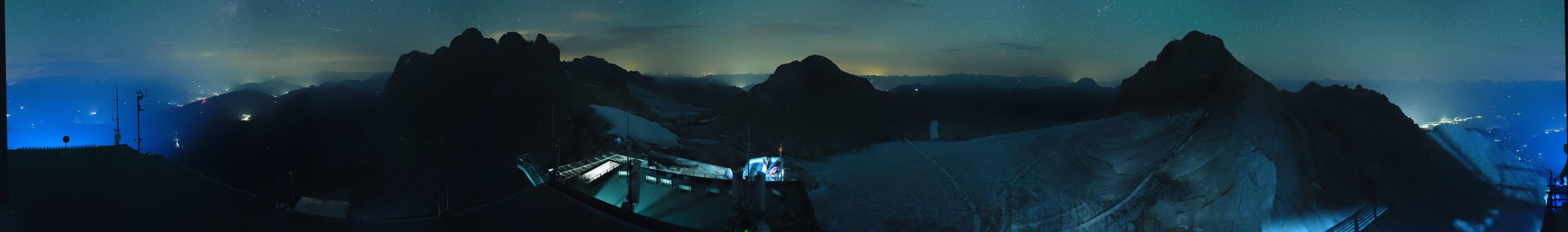 Archiv Foto Webcam Dachstein Gletscher: Panoramablick von der Bergstation