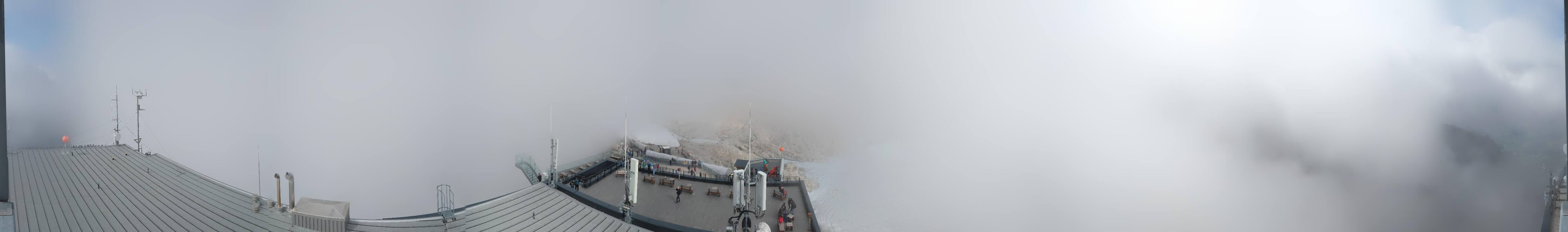 Archiv Foto Webcam Dachstein Gletscher: Panoramablick von der Bergstation