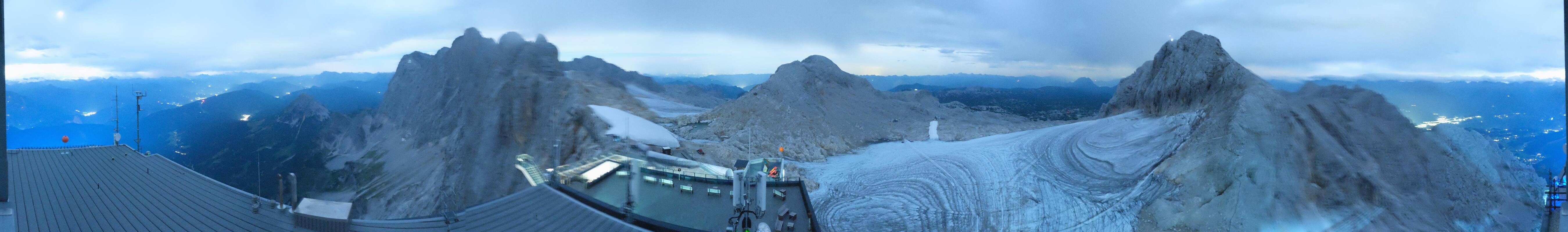 Archiv Foto Webcam Dachstein Gletscher: Panoramablick von der Bergstation