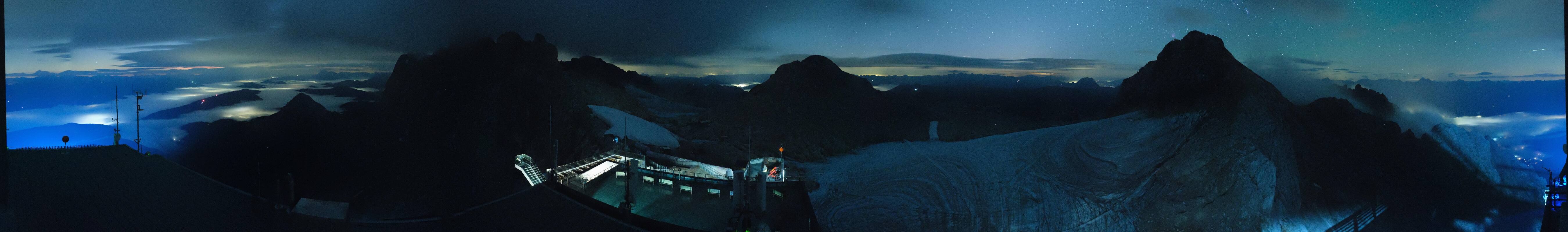 Archiv Foto Webcam Dachstein Gletscher: Panoramablick von der Bergstation