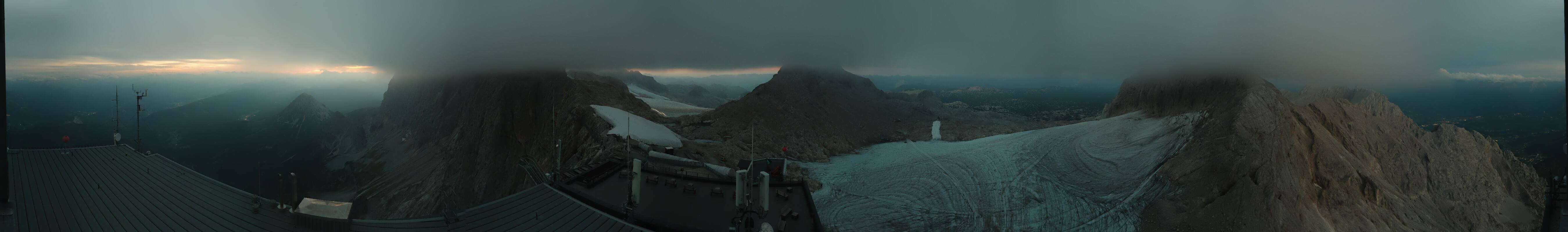 Archiv Foto Webcam Dachstein Gletscher: Panoramablick von der Bergstation