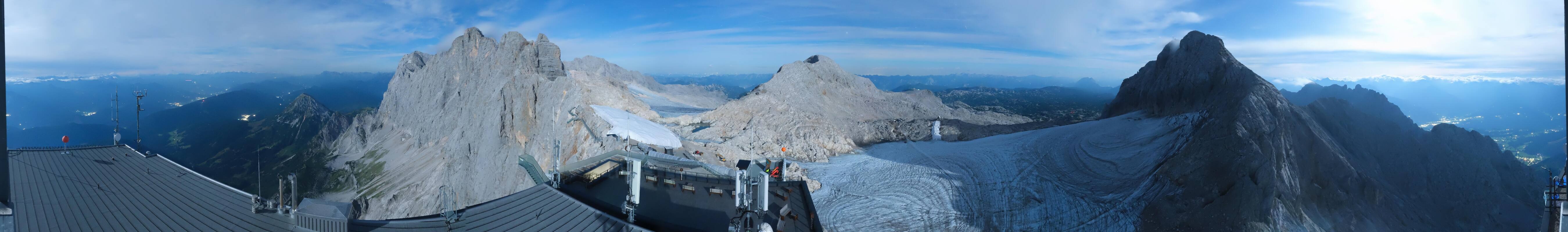 Archiv Foto Webcam Dachstein Gletscher: Panoramablick von der Bergstation