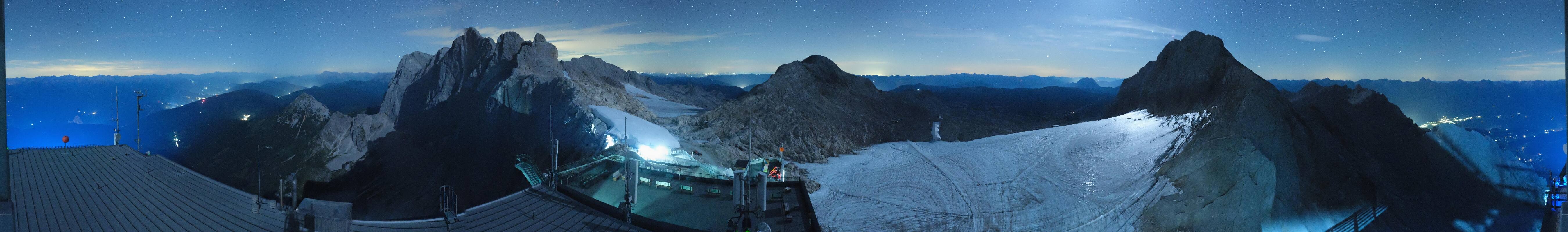 Archiv Foto Webcam Dachstein Gletscher: Panoramablick von der Bergstation