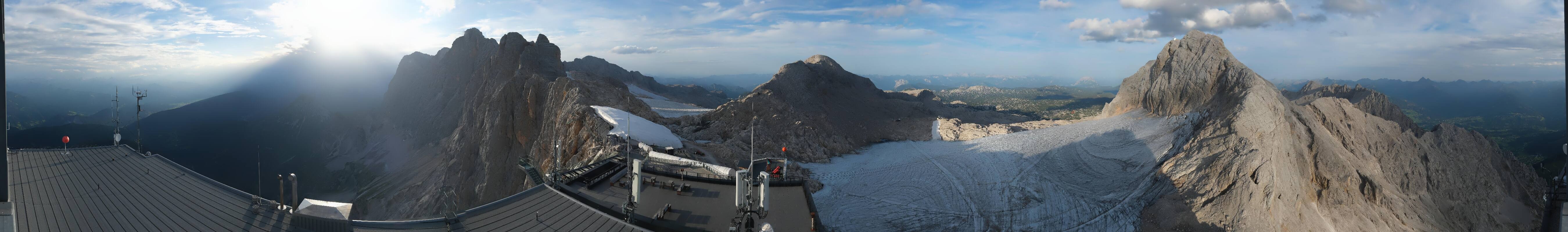Archiv Foto Webcam Dachstein Gletscher: Panoramablick von der Bergstation
