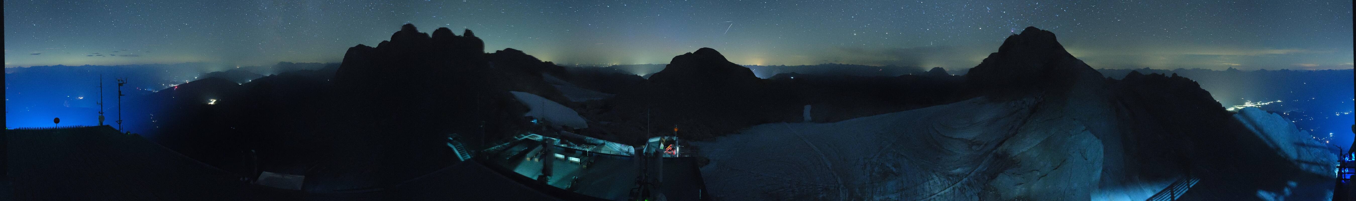 Archiv Foto Webcam Dachstein Gletscher: Panoramablick von der Bergstation