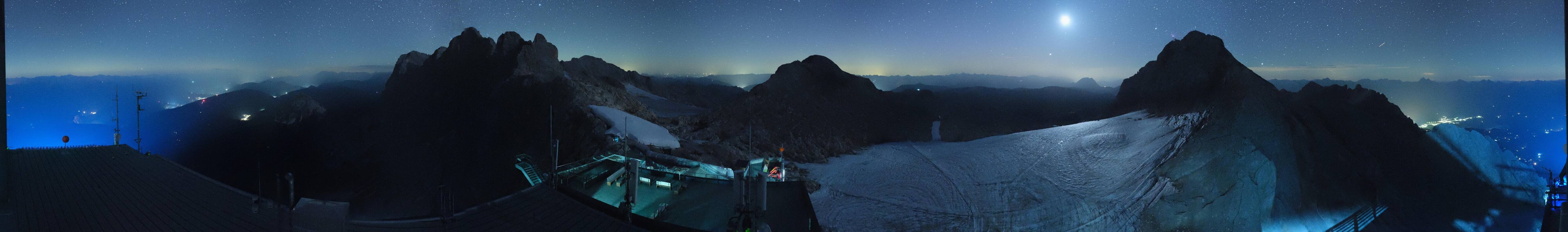 Archiv Foto Webcam Dachstein Gletscher: Panoramablick von der Bergstation