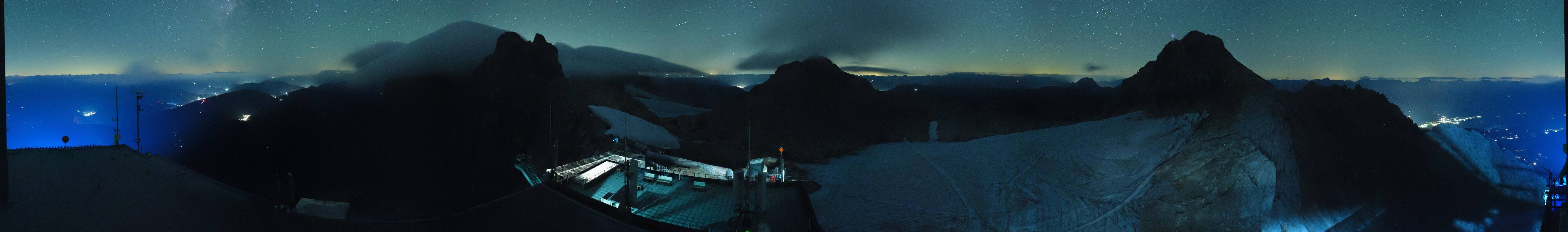 Archiv Foto Webcam Dachstein Gletscher: Panoramablick von der Bergstation