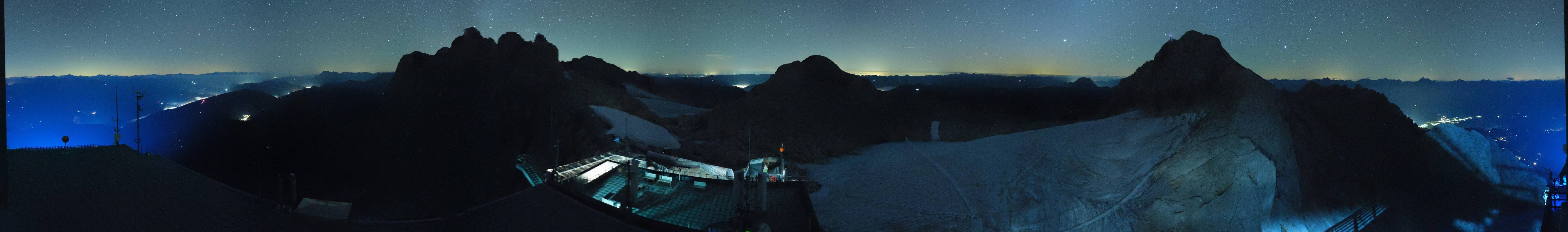 Archiv Foto Webcam Dachstein Gletscher: Panoramablick von der Bergstation