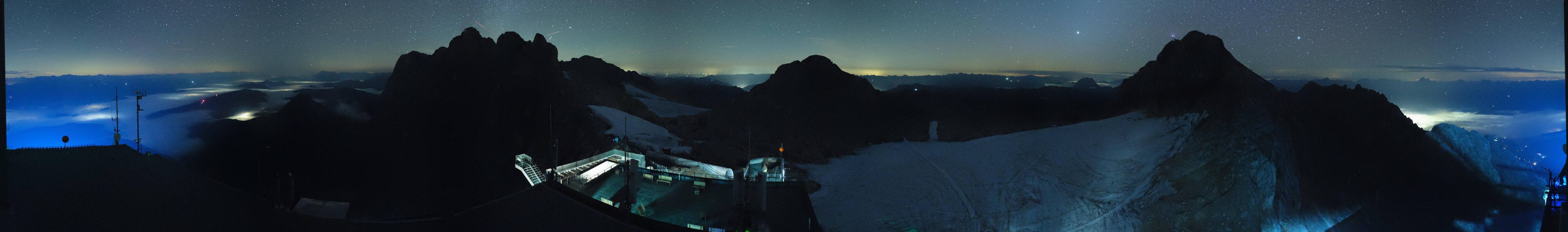 Archiv Foto Webcam Dachstein Gletscher: Panoramablick von der Bergstation