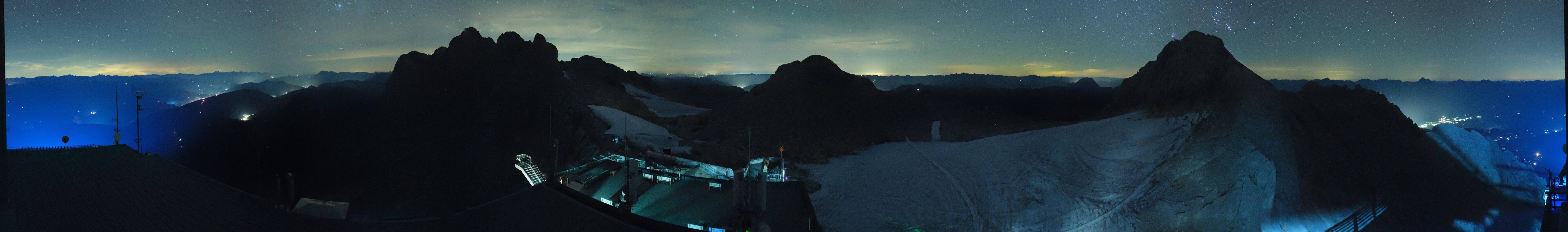 Archiv Foto Webcam Dachstein Gletscher: Panoramablick von der Bergstation