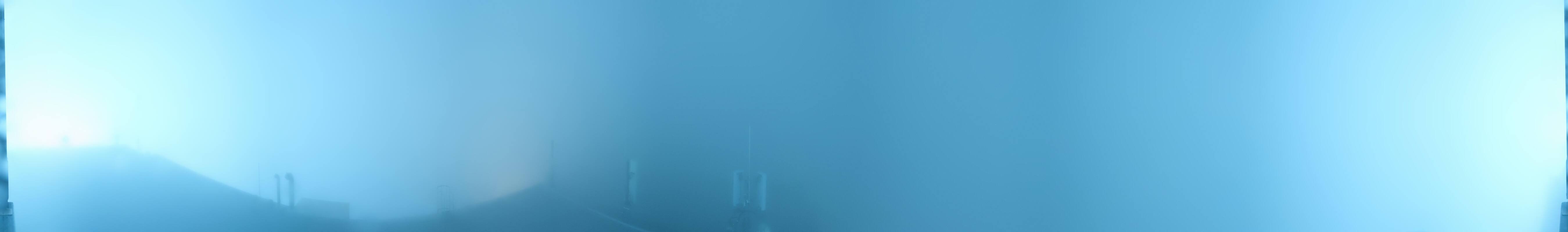 Archived image Panoramic webcam view at the Dachstein Glacier