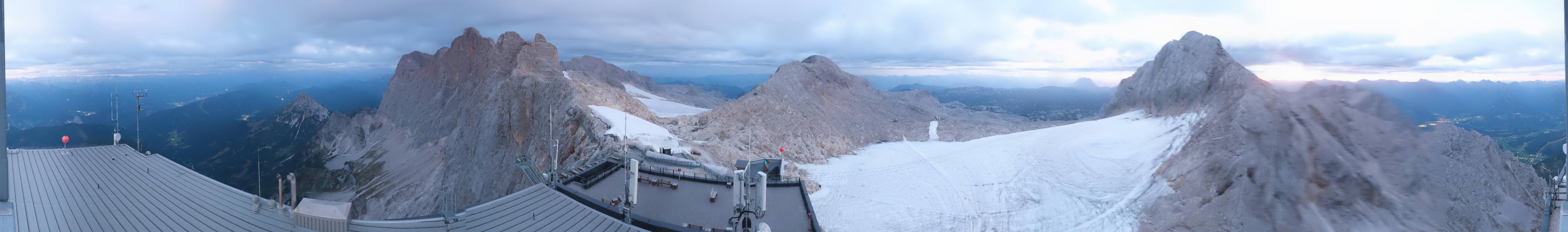 Archiv Foto Webcam Dachstein Gletscher: Panoramablick von der Bergstation