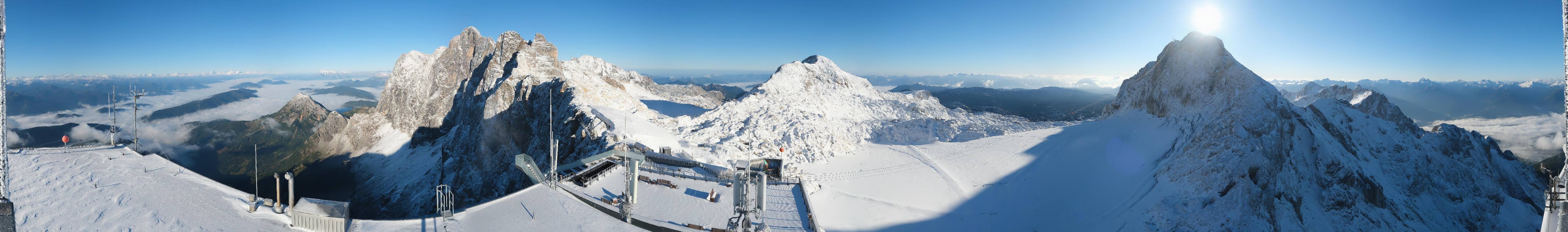 Archiv Foto Webcam Dachstein Gletscher: Panoramablick von der Bergstation