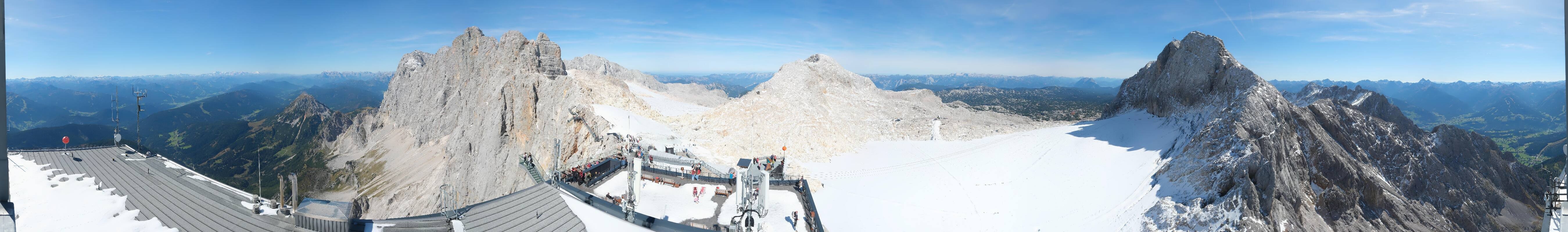 Archived image Panoramic webcam view at the Dachstein Glacier