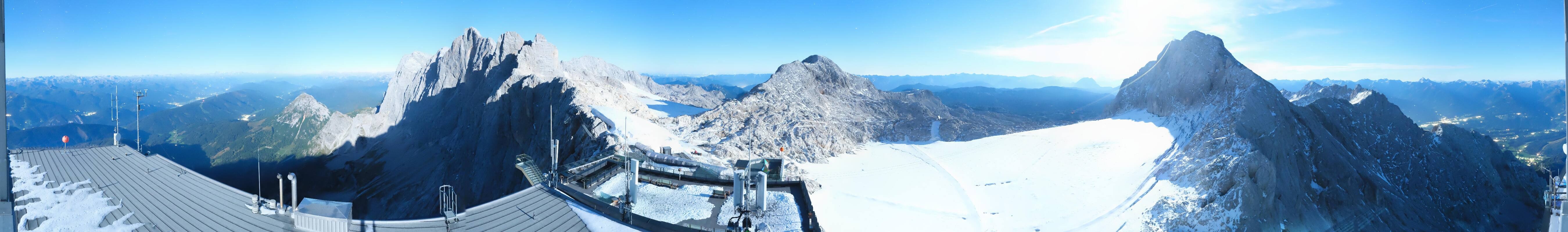 Archiv Foto Webcam Dachstein Gletscher: Panoramablick von der Bergstation