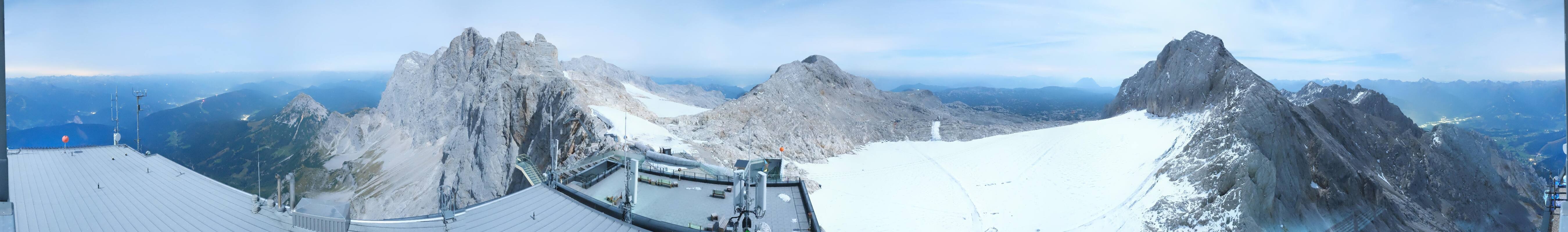 Archiv Foto Webcam Dachstein Gletscher: Panoramablick von der Bergstation