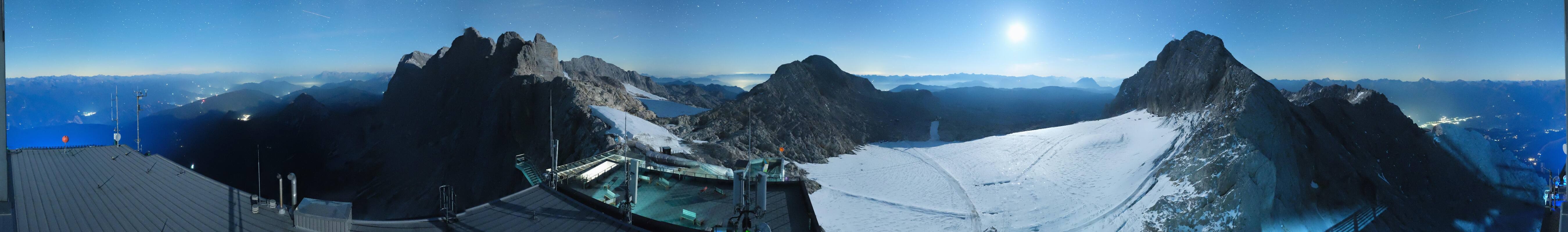 Archiv Foto Webcam Dachstein Gletscher: Panoramablick von der Bergstation