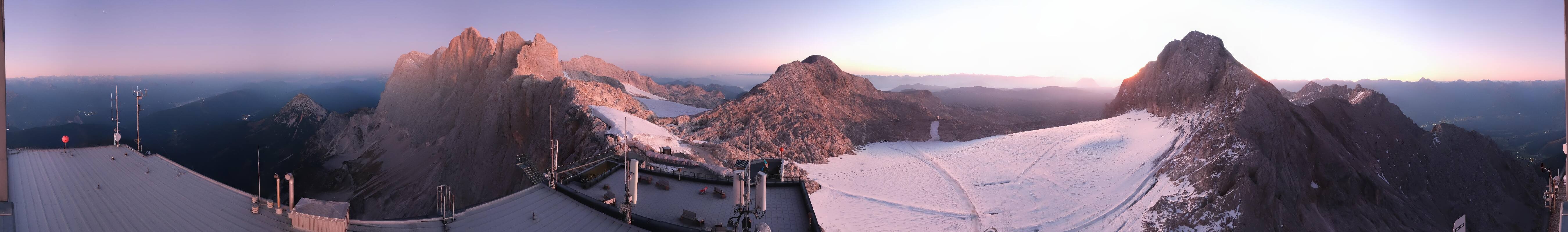 Archiv Foto Webcam Dachstein Gletscher: Panoramablick von der Bergstation