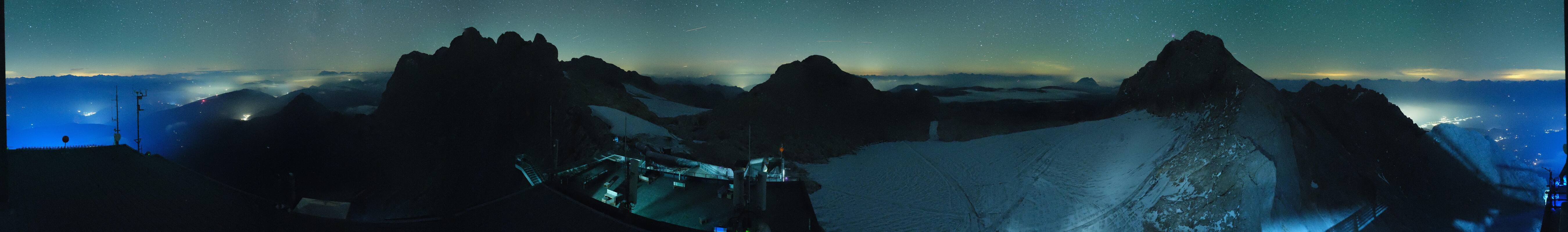 Archiv Foto Webcam Dachstein Gletscher: Panoramablick von der Bergstation
