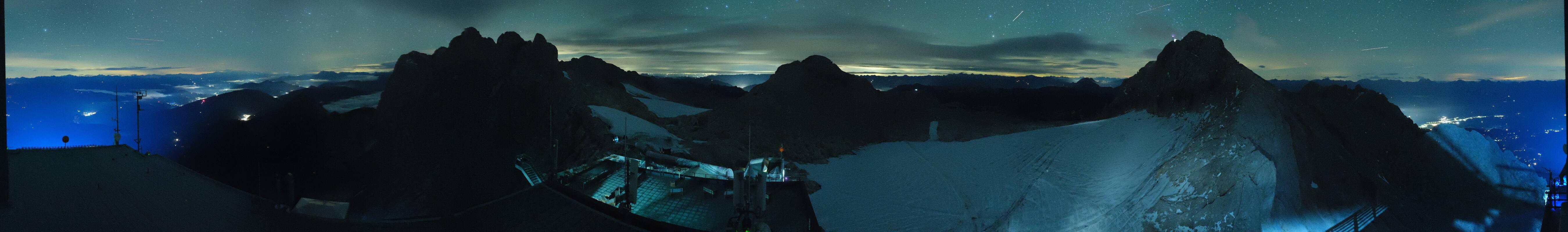 Archiv Foto Webcam Dachstein Gletscher: Panoramablick von der Bergstation