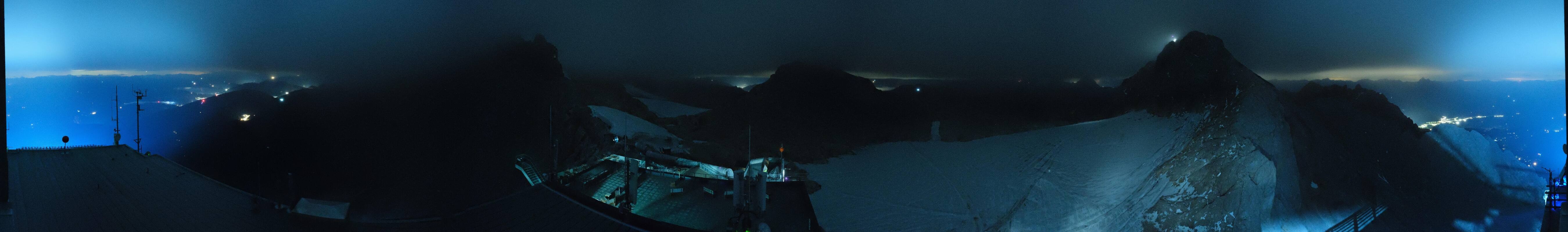 Archiv Foto Webcam Dachstein Gletscher: Panoramablick von der Bergstation