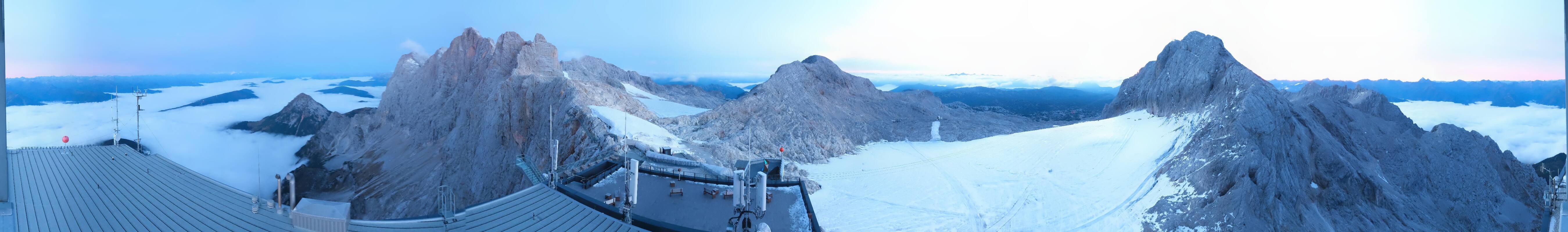 Archiv Foto Webcam Dachstein Gletscher: Panoramablick von der Bergstation