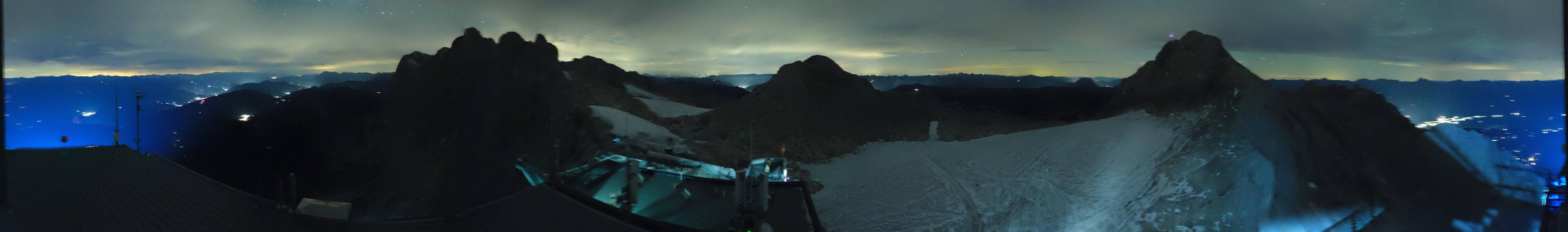 Archiv Foto Webcam Dachstein Gletscher: Panoramablick von der Bergstation