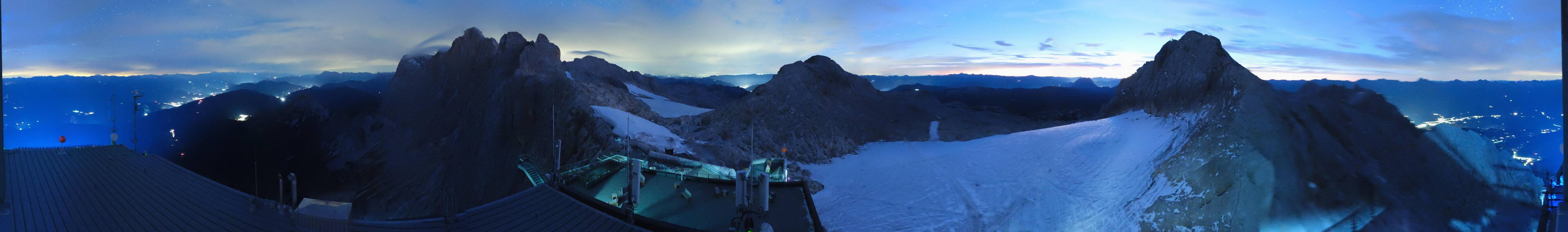 Archiv Foto Webcam Dachstein Gletscher: Panoramablick von der Bergstation