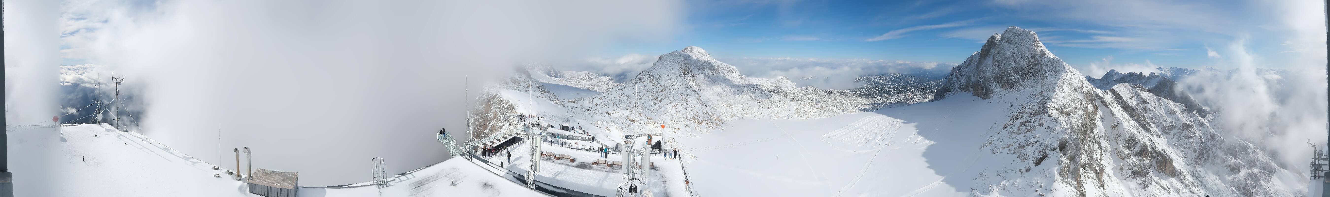 Archiv Foto Webcam Dachstein Gletscher: Panoramablick von der Bergstation