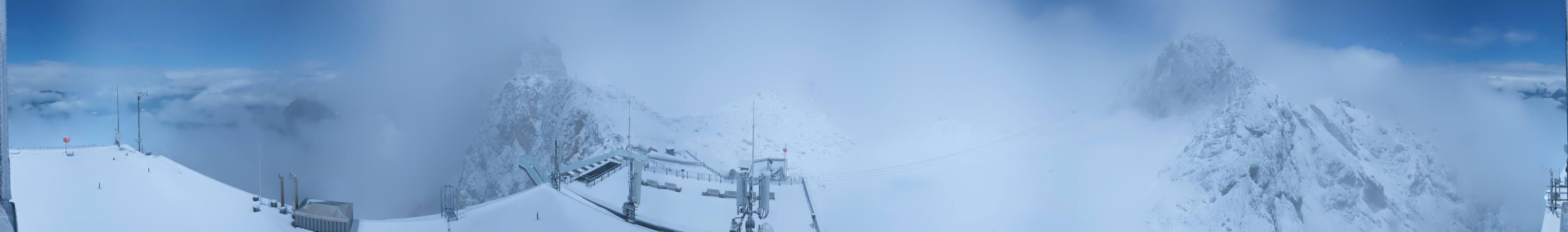 Archiv Foto Webcam Dachstein Gletscher: Panoramablick von der Bergstation