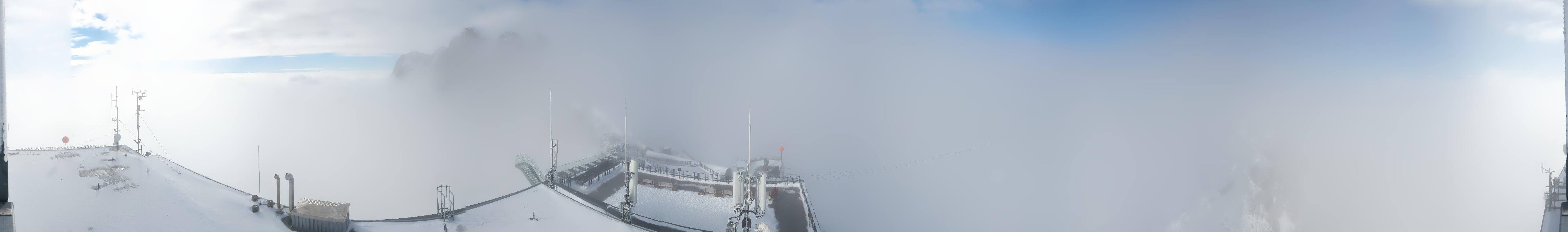 Archiv Foto Webcam Dachstein Gletscher: Panoramablick von der Bergstation
