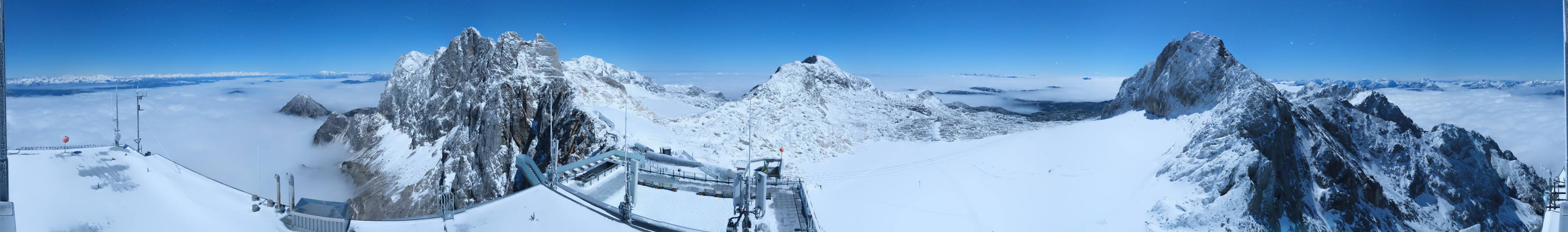 Archiv Foto Webcam Dachstein Gletscher: Panoramablick von der Bergstation