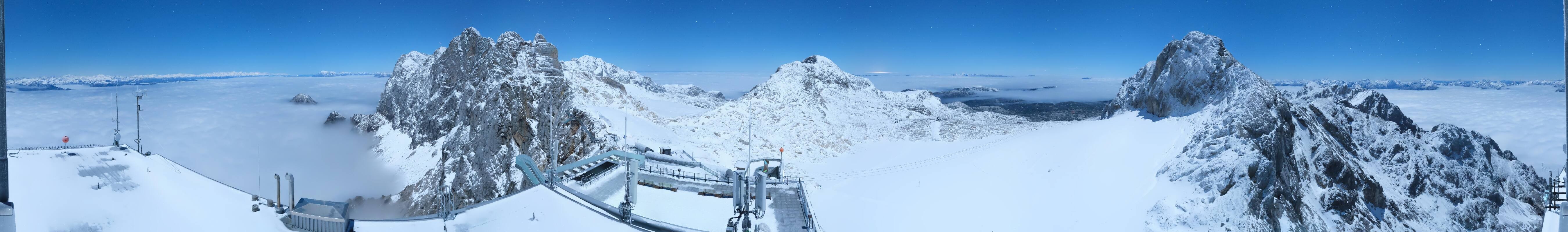 Archiv Foto Webcam Dachstein Gletscher: Panoramablick von der Bergstation