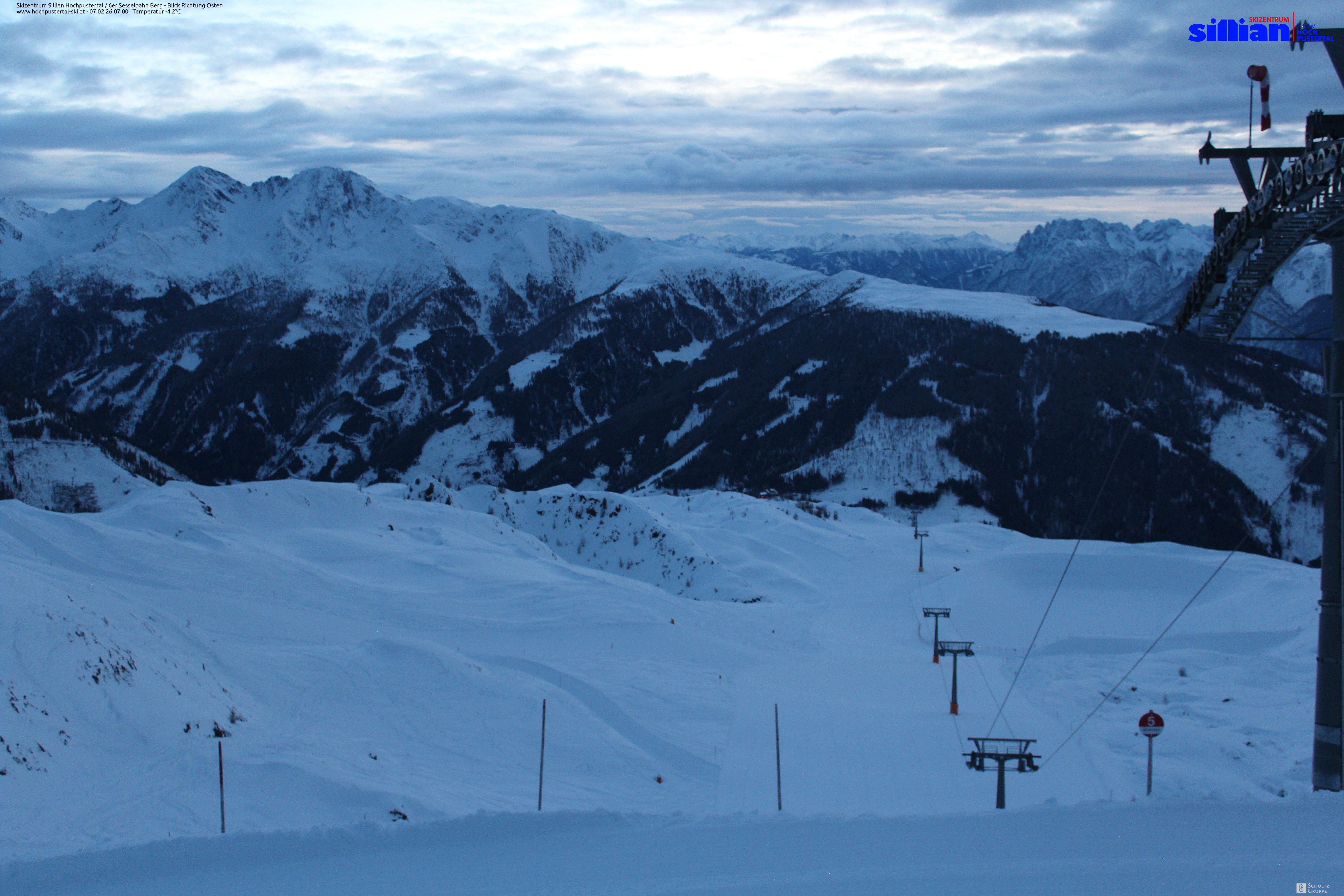 Archiv Foto Webcam Sillian, 6er-Sesselbahn Thurntaler