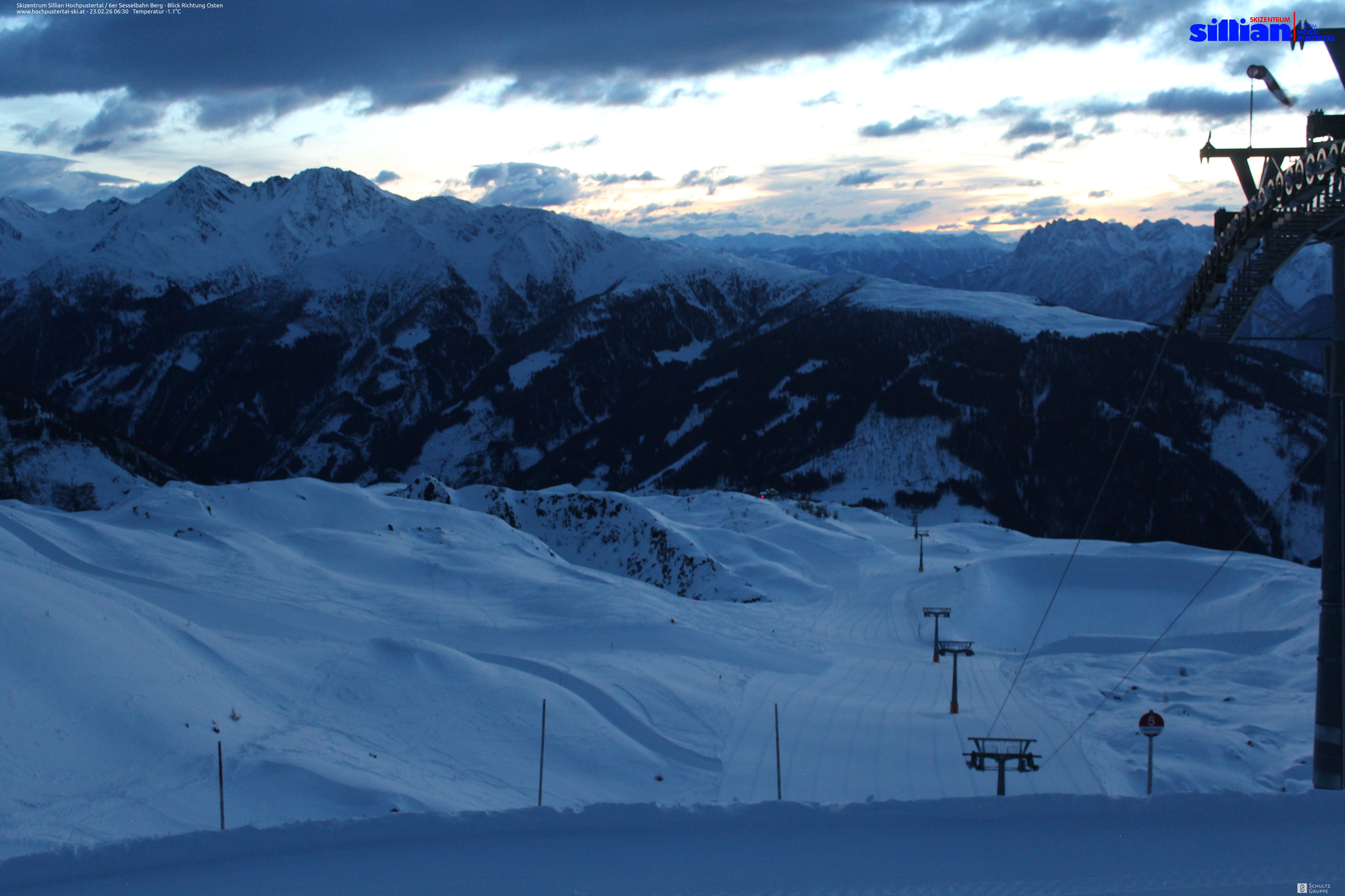 Archiv Foto Webcam Sillian, 6er-Sesselbahn Thurntaler