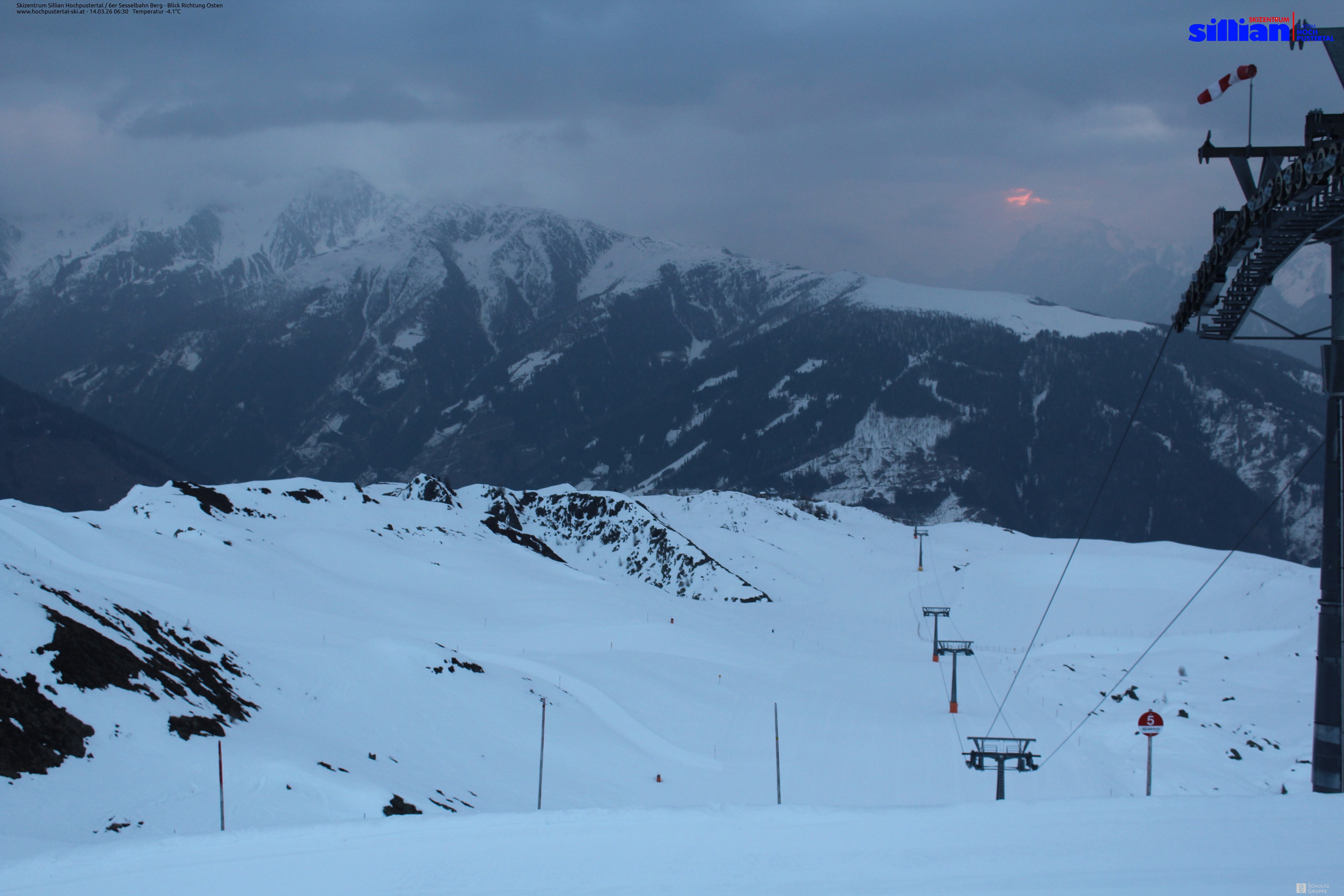 Archiv Foto Webcam Sillian, 6er-Sesselbahn Thurntaler
