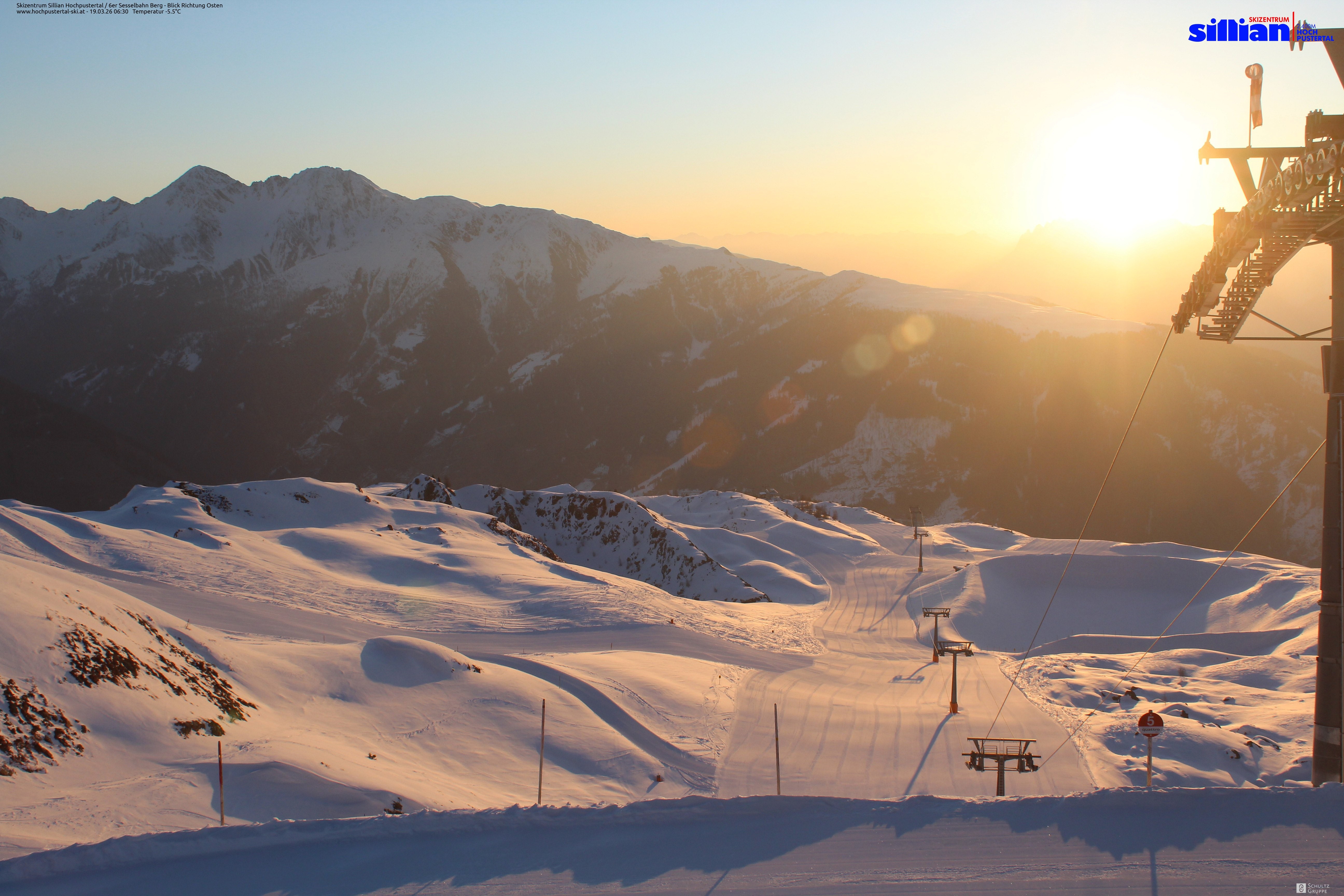 Archiv Foto Webcam Sillian, 6er-Sesselbahn Thurntaler