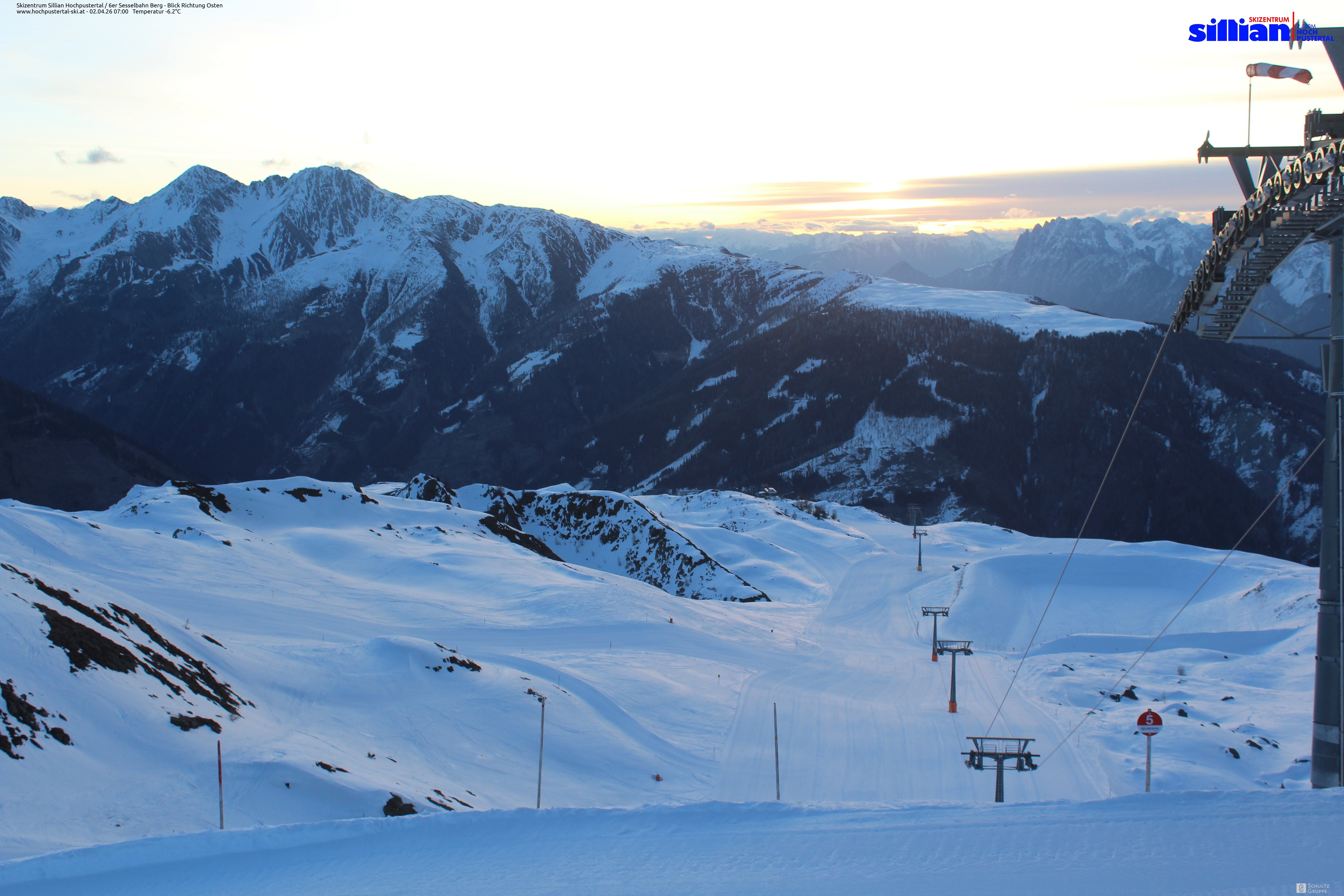 Archiv Foto Webcam Sillian, 6er-Sesselbahn Thurntaler