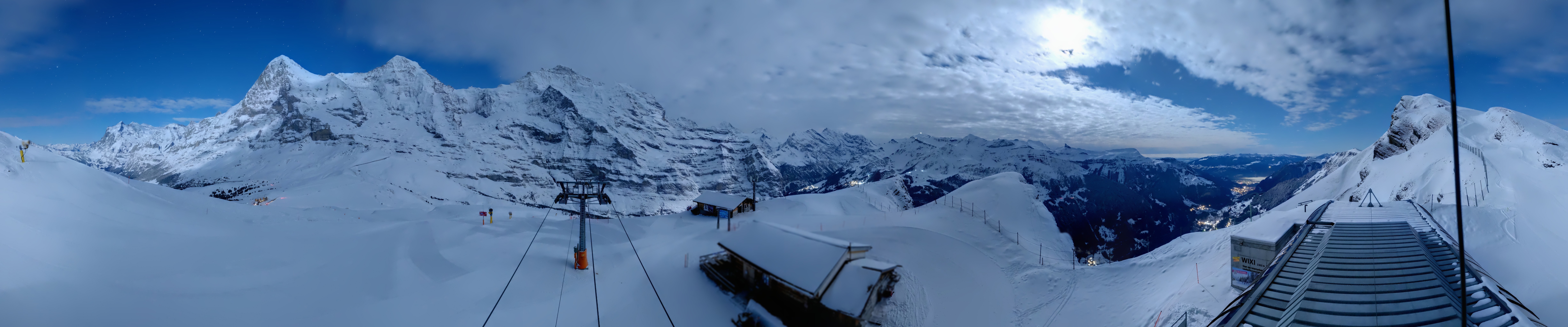 Archiv Foto Webcam Kleine Scheidegg-Lauberhorn, Grindelwald
