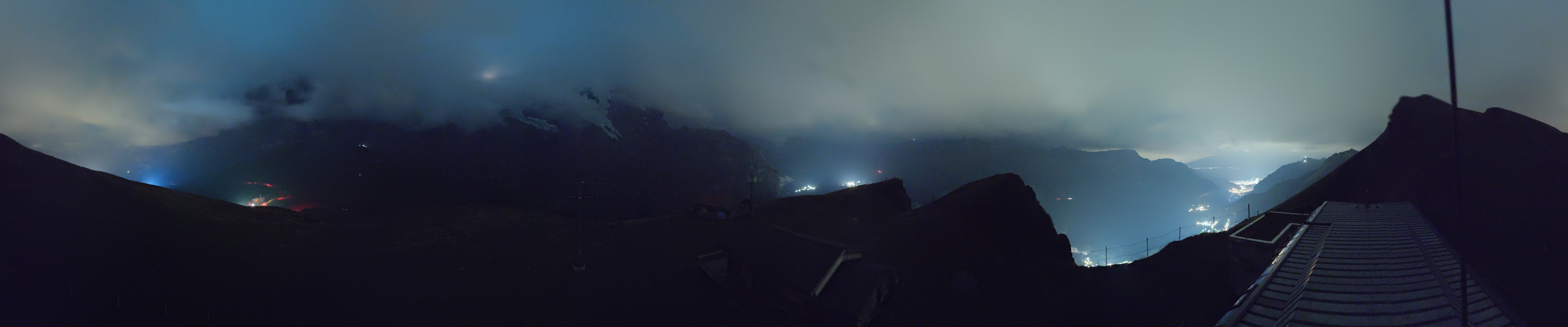 Archiv Foto Webcam Kleine Scheidegg-Lauberhorn, Grindelwald