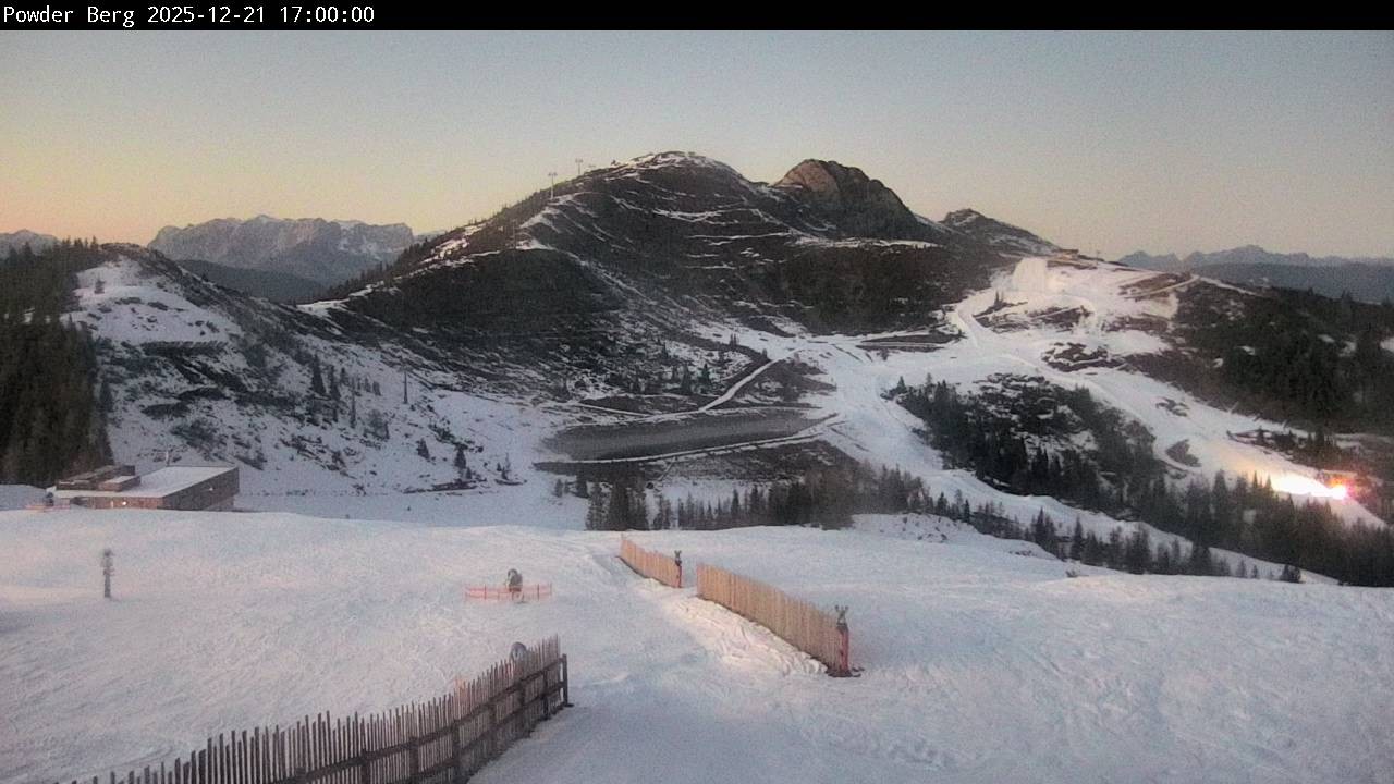 Archiv Foto Webcam Flachauwinkl-Kleinarl: Bergstation Powder Shuttle