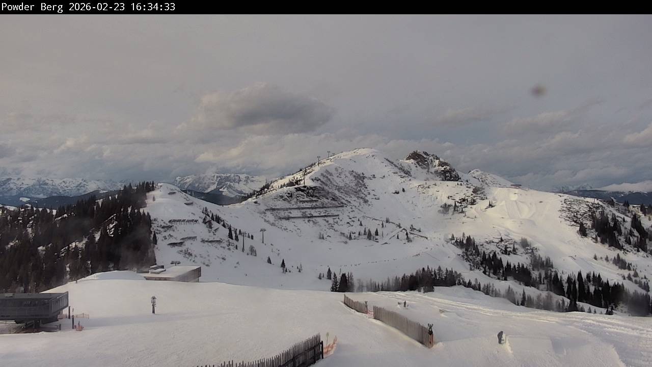 Archiv Foto Webcam Flachauwinkl-Kleinarl: Bergstation Powder Shuttle