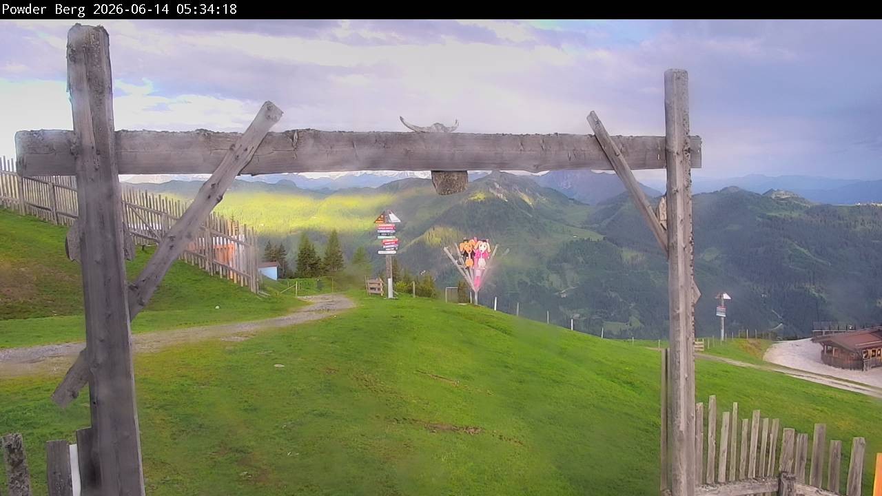 Archiv Foto Webcam Flachauwinkl-Kleinarl: Bergstation Powder Shuttle