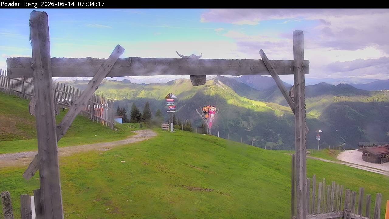 Archiv Foto Webcam Flachauwinkl-Kleinarl: Bergstation Powder Shuttle