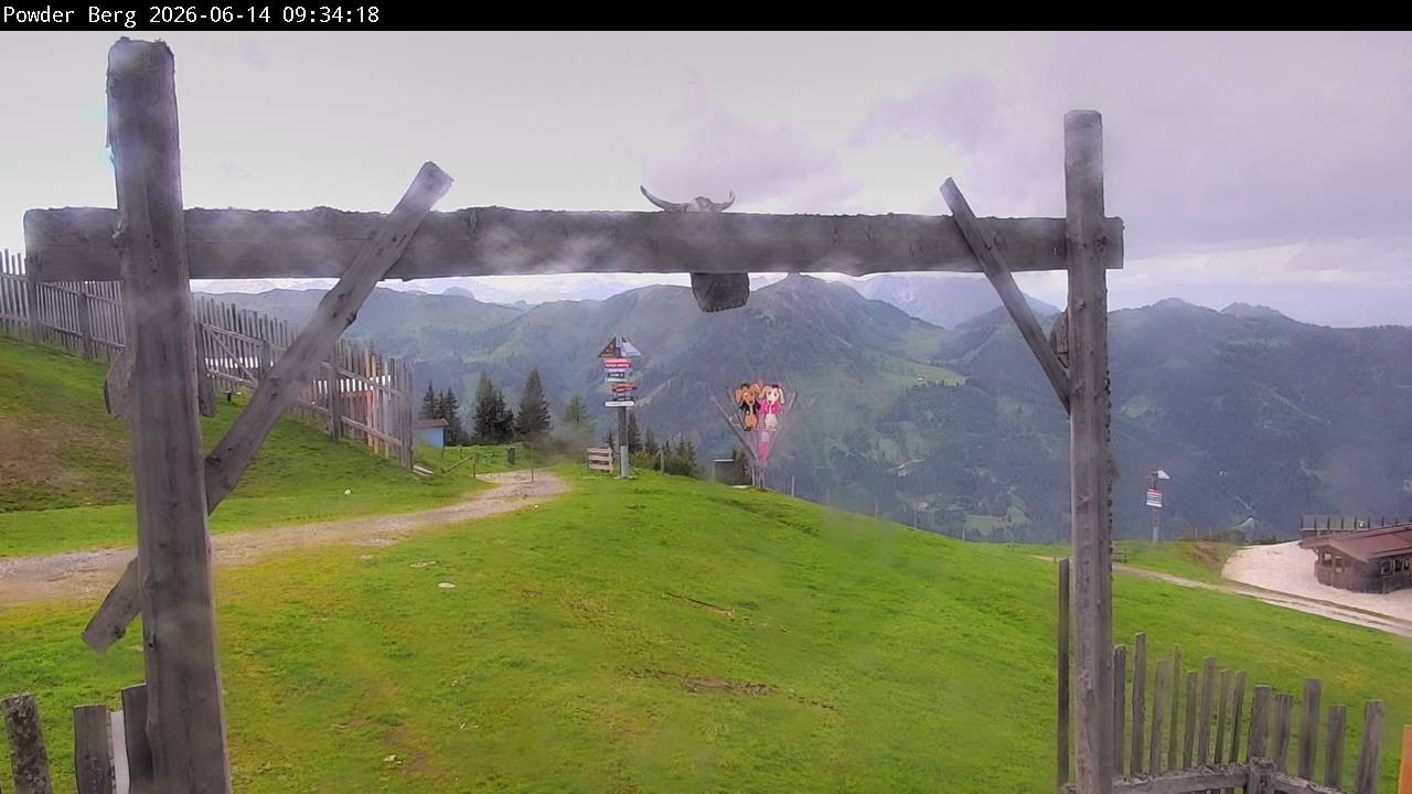 Archiv Foto Webcam Flachauwinkl-Kleinarl: Bergstation Powder Shuttle