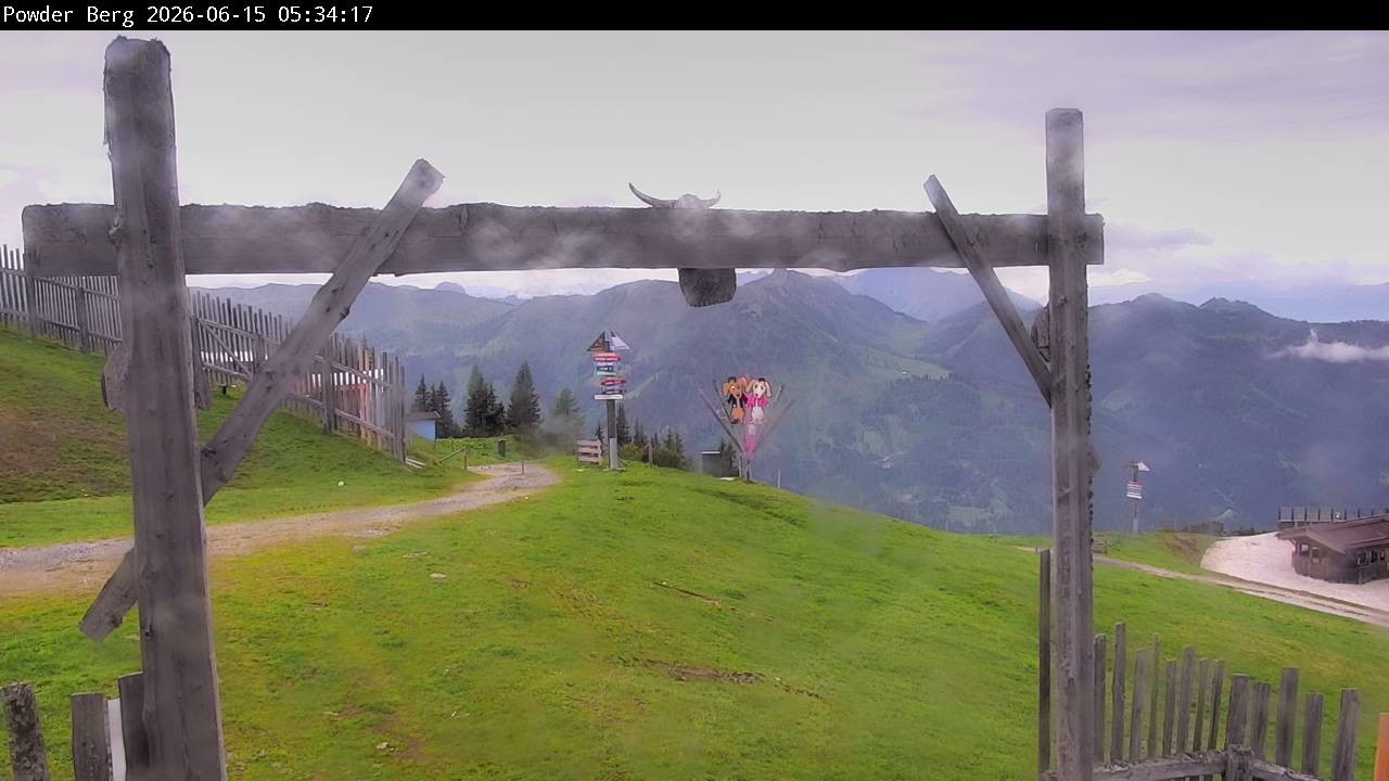 Archiv Foto Webcam Flachauwinkl-Kleinarl: Bergstation Powder Shuttle