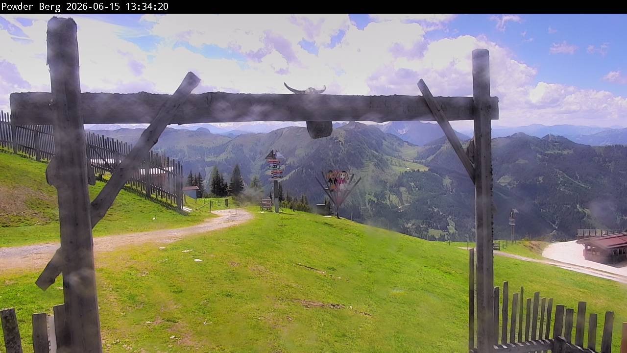 Archiv Foto Webcam Flachauwinkl-Kleinarl: Bergstation Powder Shuttle