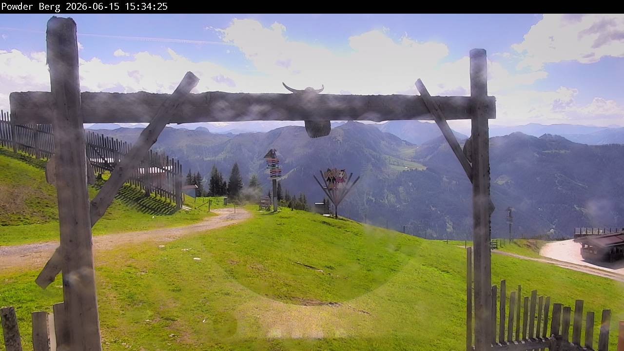 Archiv Foto Webcam Flachauwinkl-Kleinarl: Bergstation Powder Shuttle