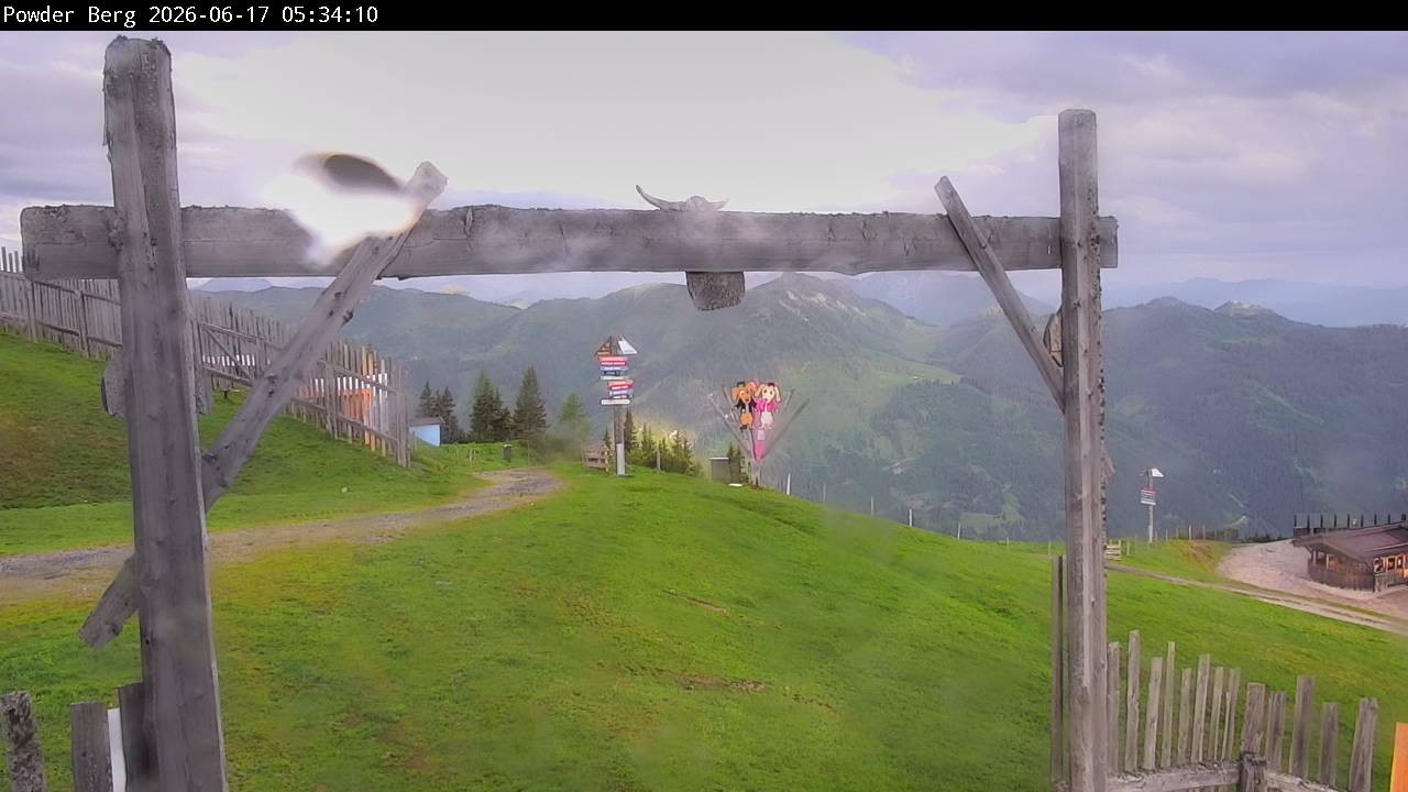 Archiv Foto Webcam Flachauwinkl-Kleinarl: Bergstation Powder Shuttle