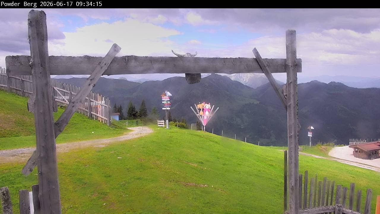Archiv Foto Webcam Flachauwinkl-Kleinarl: Bergstation Powder Shuttle